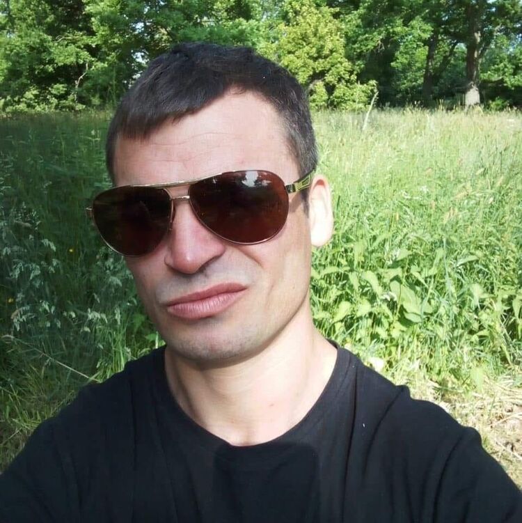  46421284  , 33 ,    