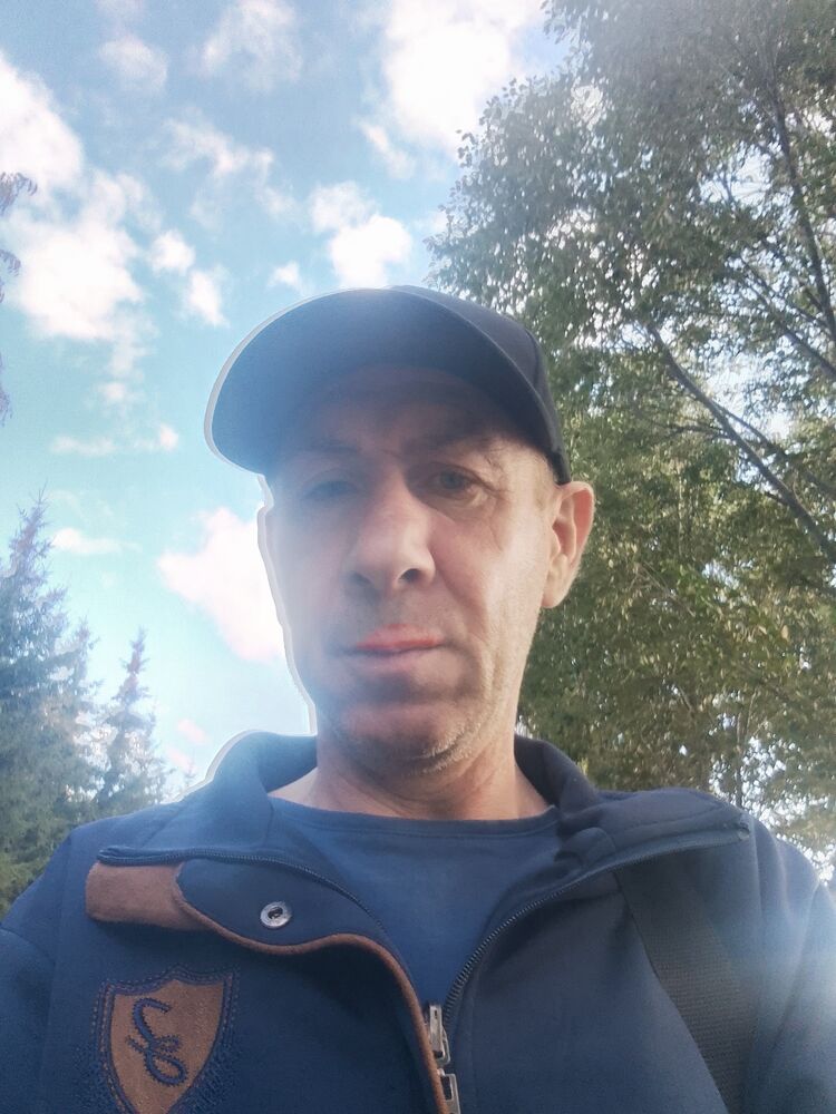  53313964  , 49 ,    