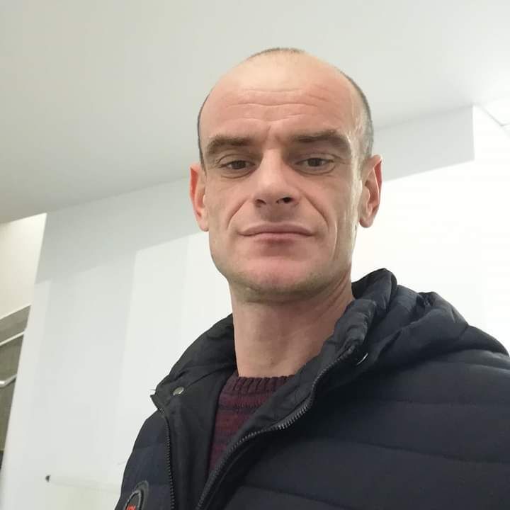  ,   Vik, 38 ,   ,   
