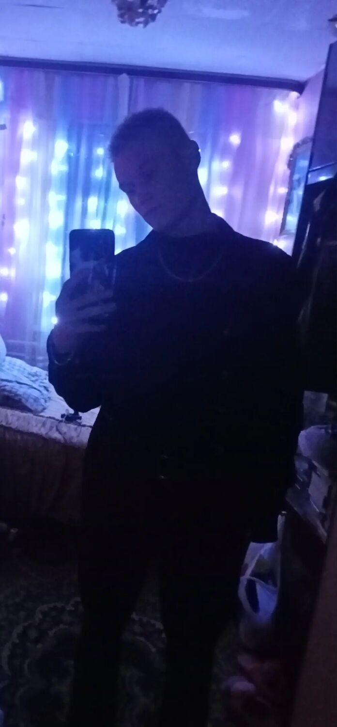  ,   Nikolay, 21 ,   ,   , c 