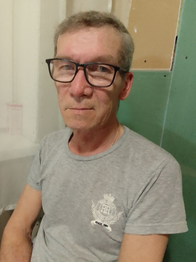  38293394  Nikolai, 63 ,    