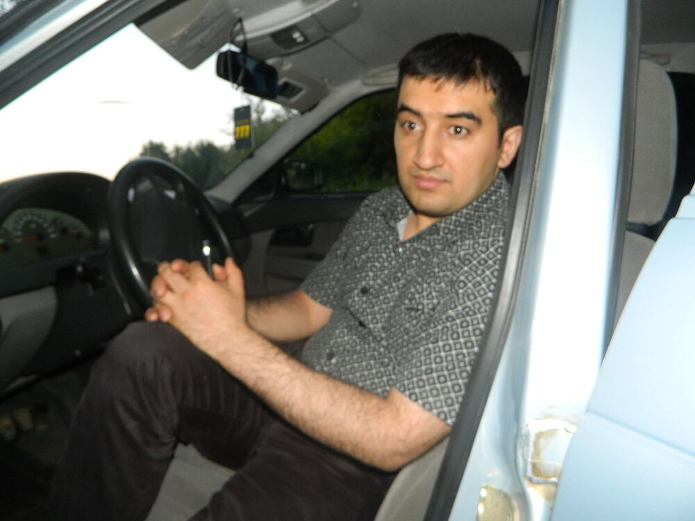  5711094  Amin, 38 ,    