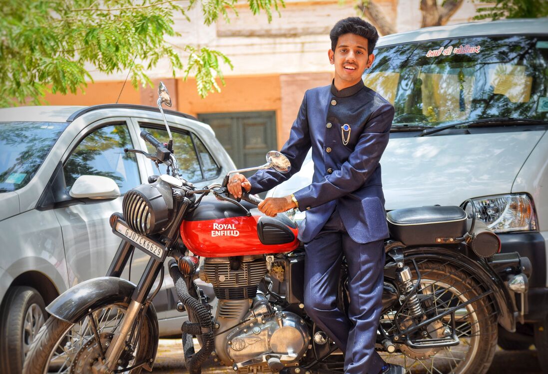  Ahmadabad,   Krunal teli, 26 ,   ,   