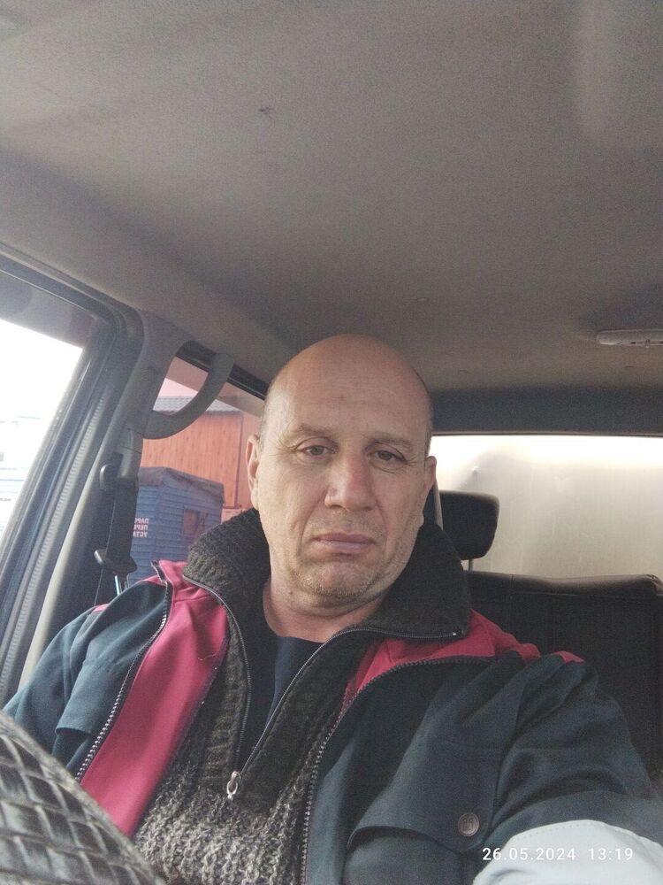  43445874  , 49 ,    