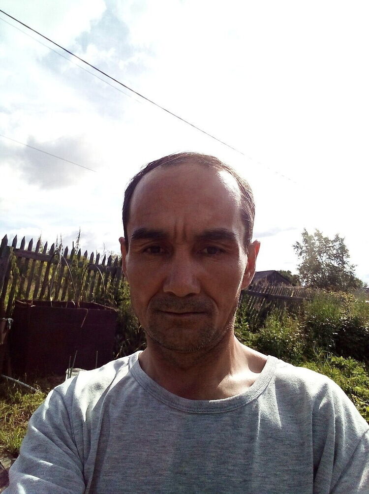  --,   , 52 ,  