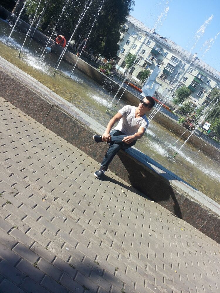  17575764  Alex, 30 ,    -