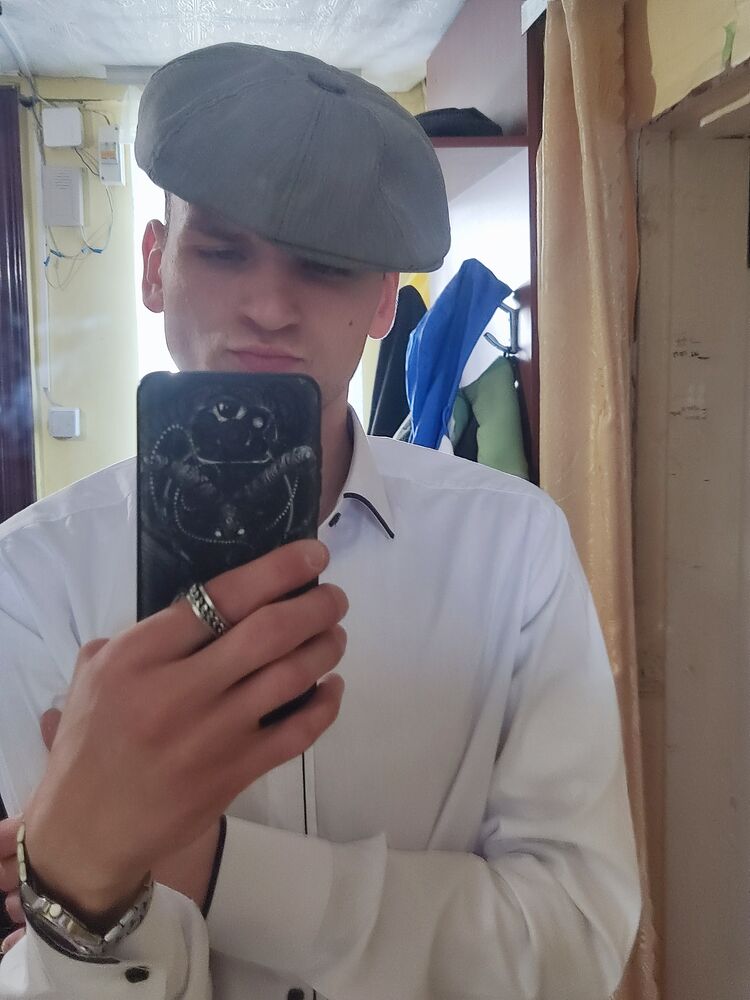  38347554  , 24 ,    