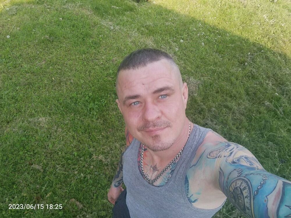  35369474  Igor Ray, 38 ,    