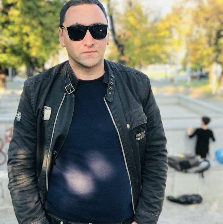  31693234  Zakro, 42 ,    Praha