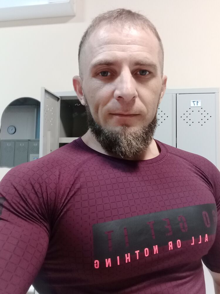  46108734  , 38 ,    