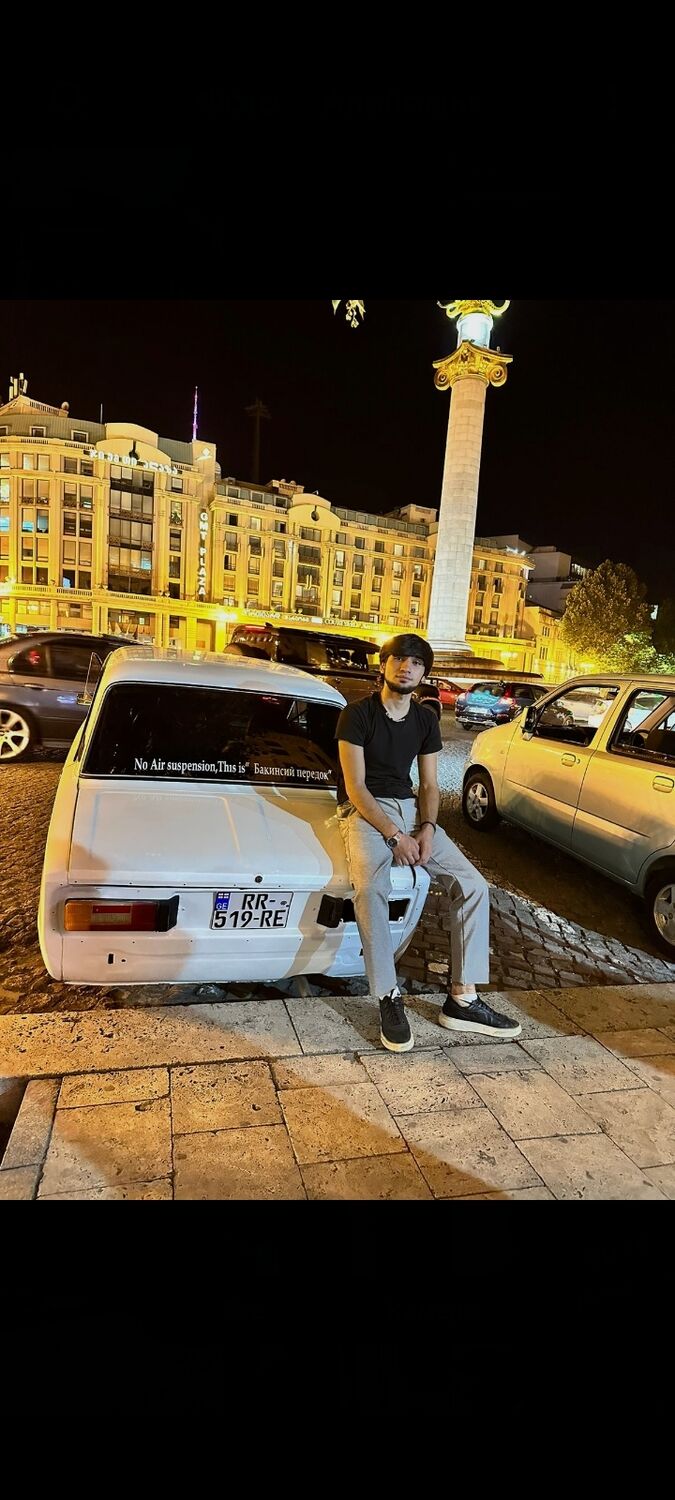  36839574  Famo, 23 ,    