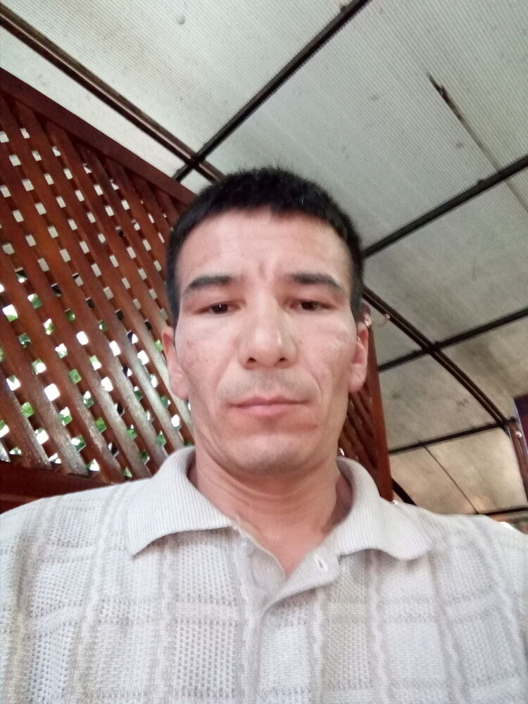  14418144  Azizbek, 40 ,    
