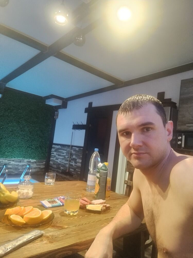  50519024  Ivan, 34 ,    --