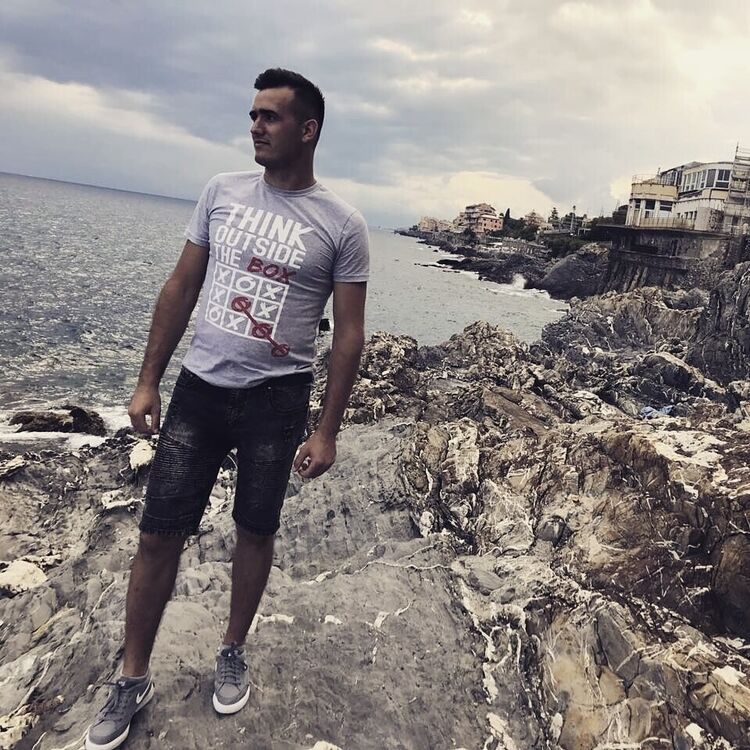  ,   Ion, 31 ,   ,   , c 