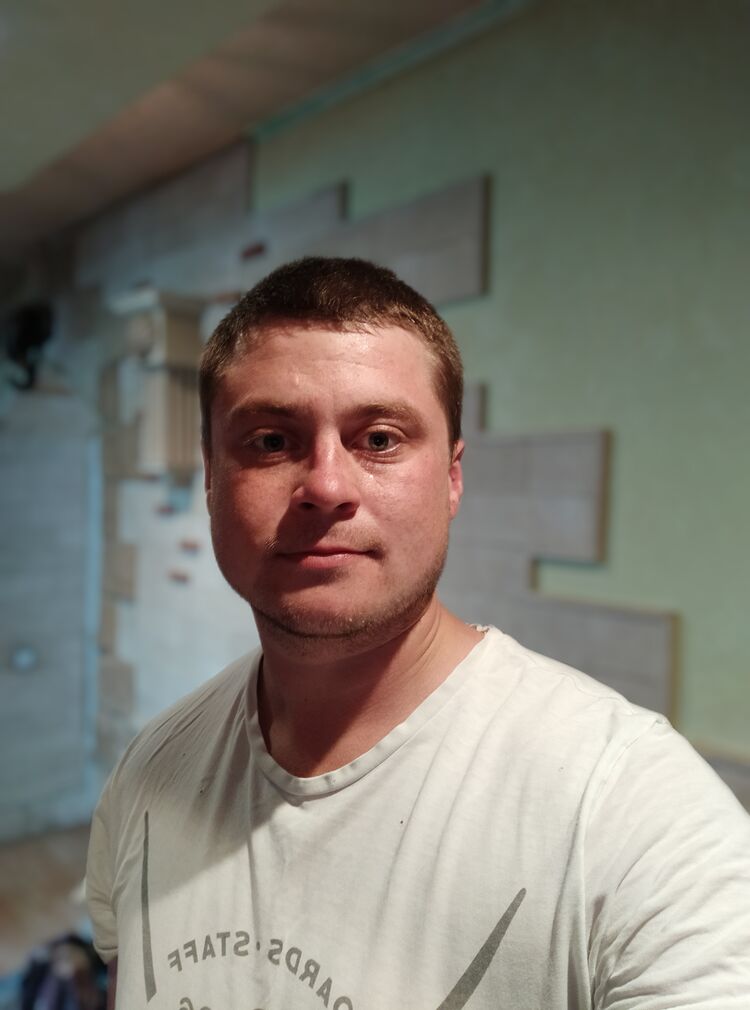  44084914  , 28 ,    