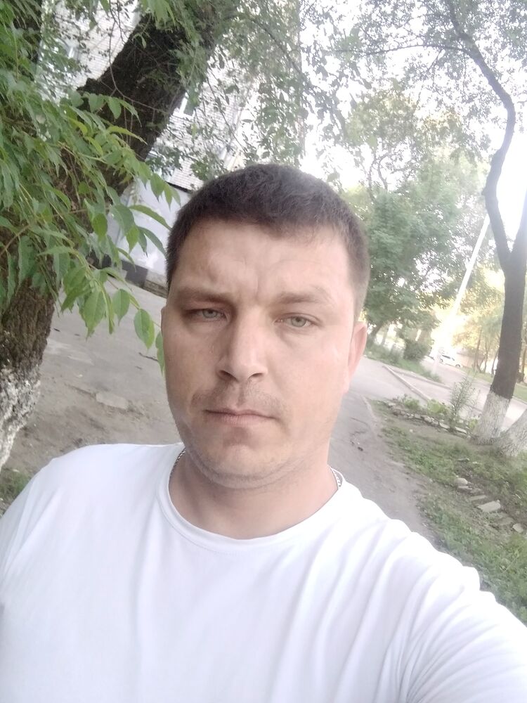  27303954  Nikolai, 33 ,    