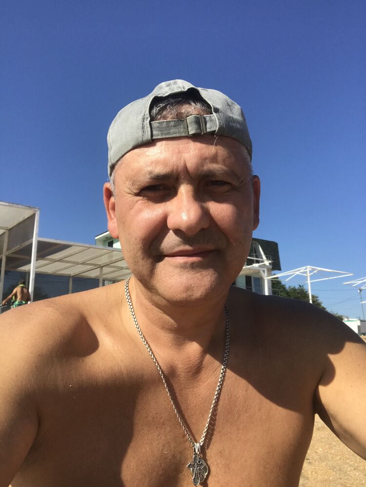  38232044  , 49 ,    