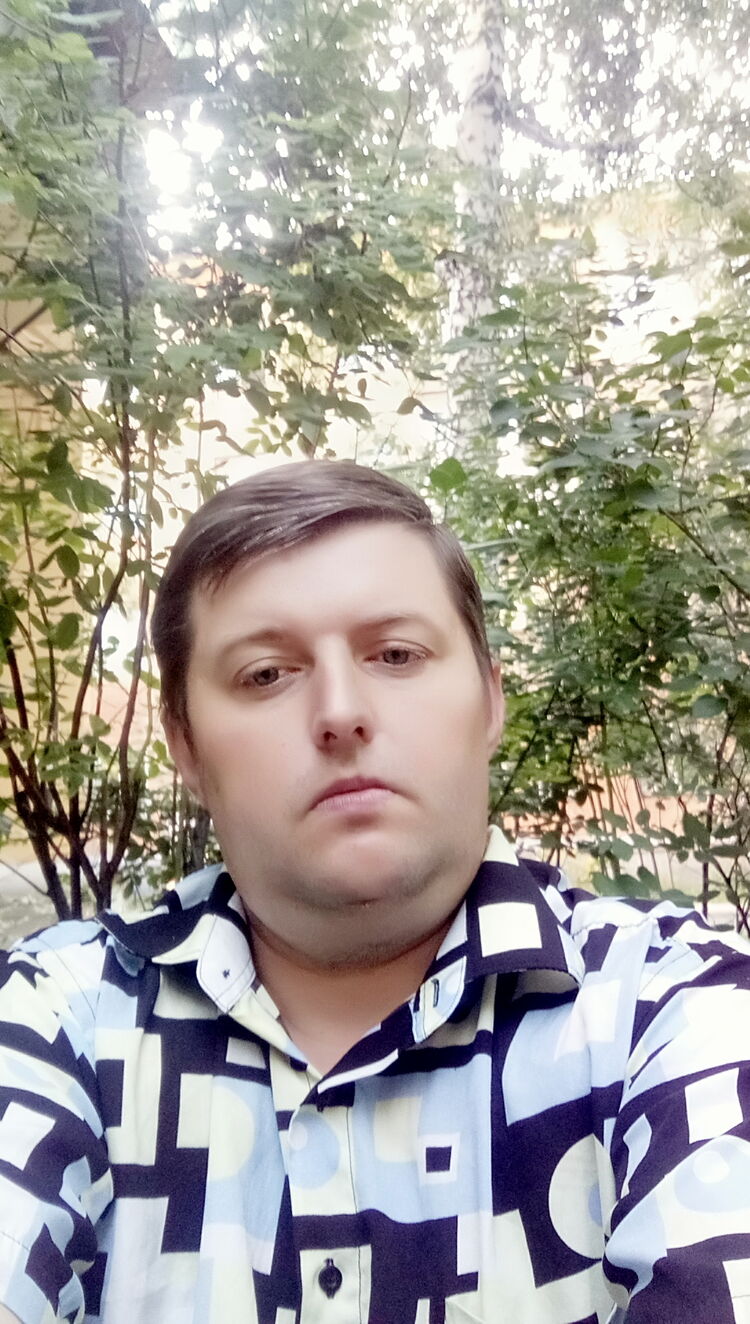  ,   Deniss, 36 ,   ,   , c 