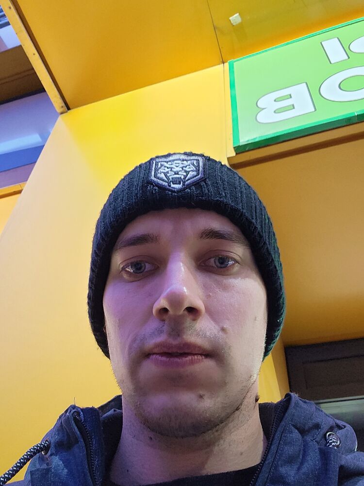  31759764  SERGIO, 29 ,    