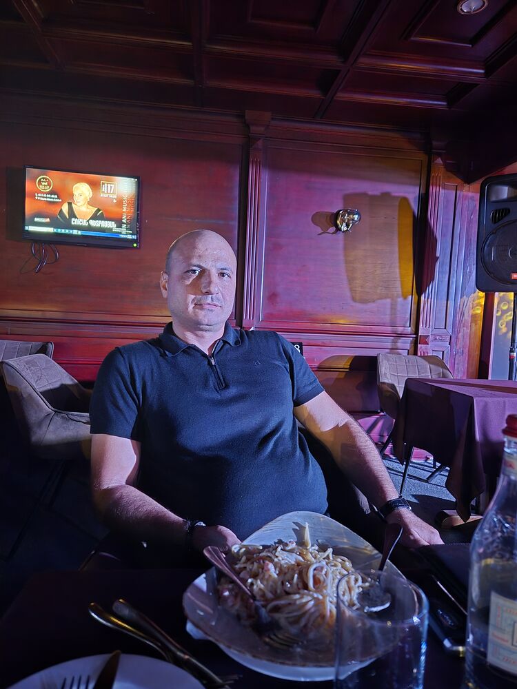  ,   Edgar, 43 ,   ,   , 