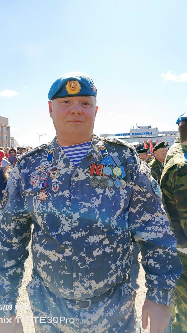  ,   Aleksei, 47 ,   ,   , c , 