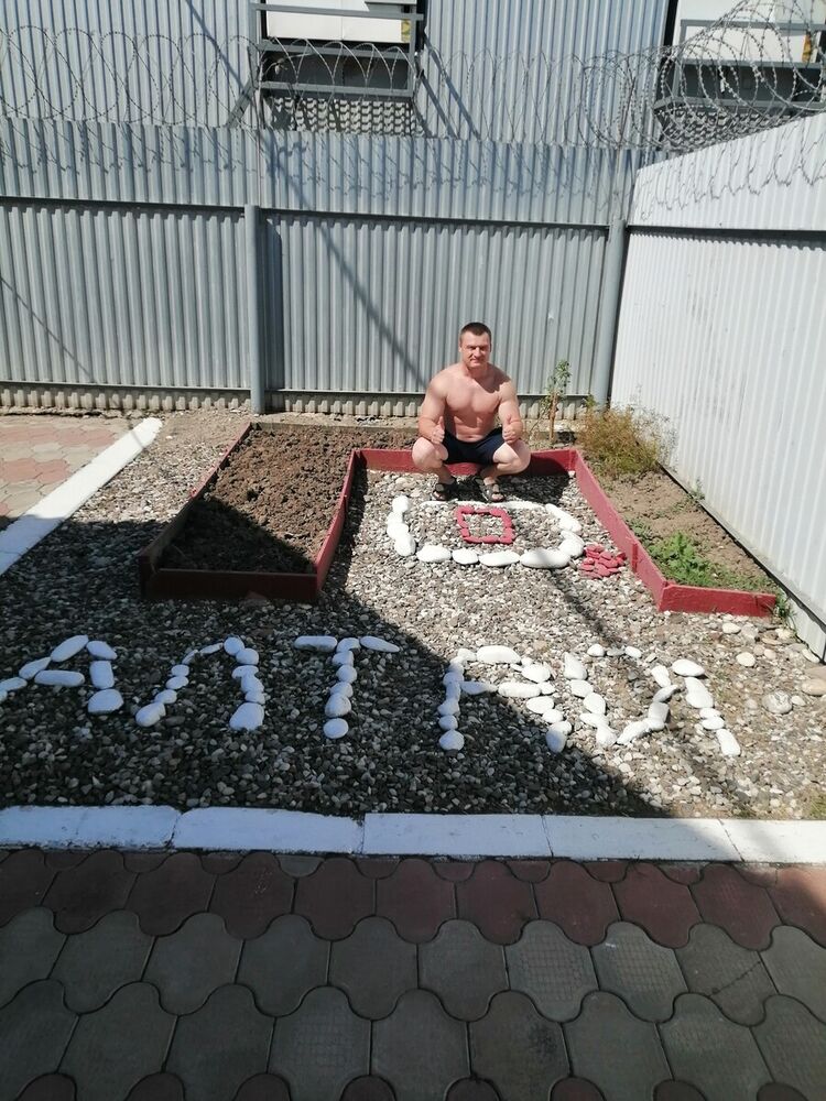  22135824  , 42 ,    