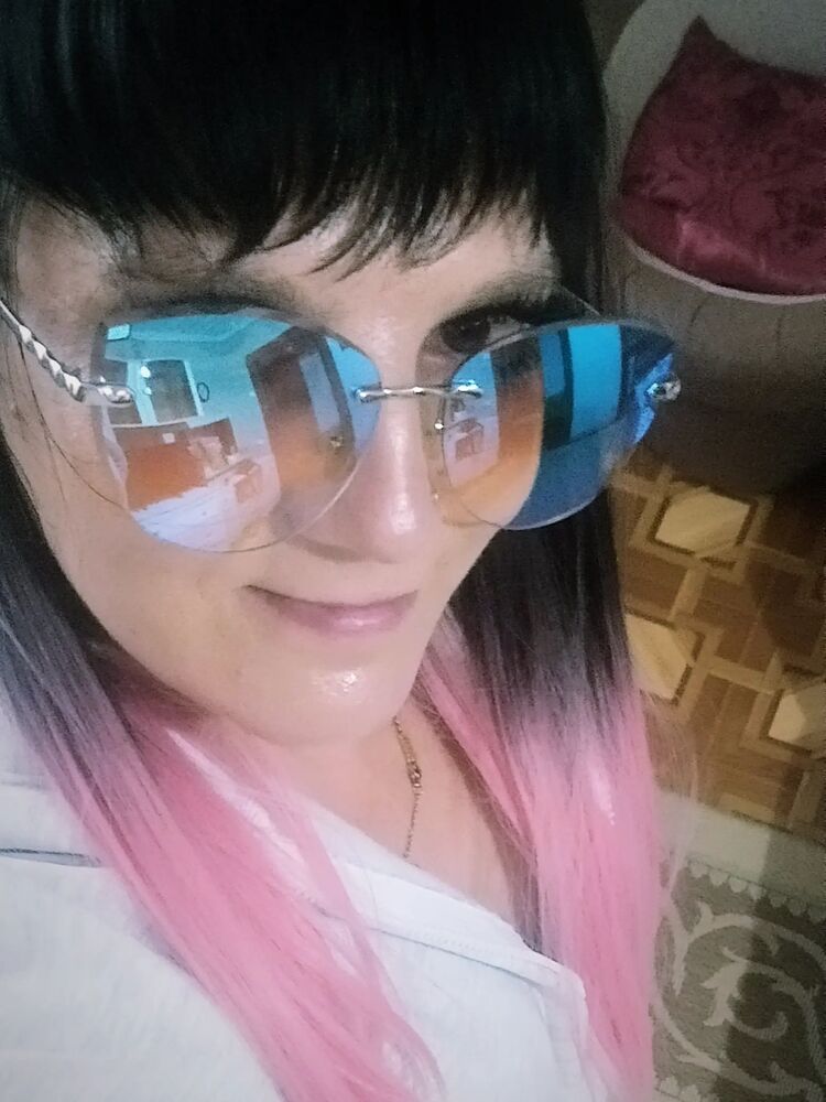  54208604  Lana, 40 ,    