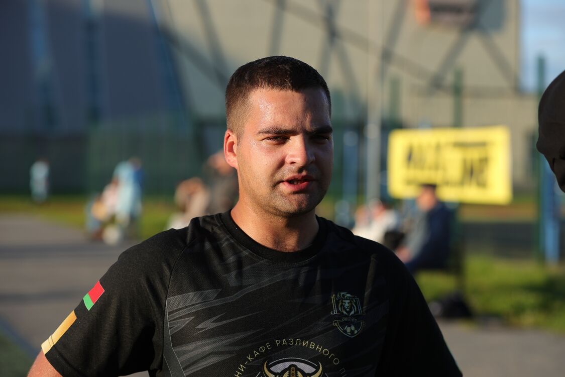  53419194  , 23 ,    -