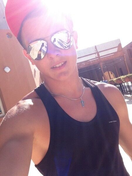  4904654  Valentin, 30 ,    --