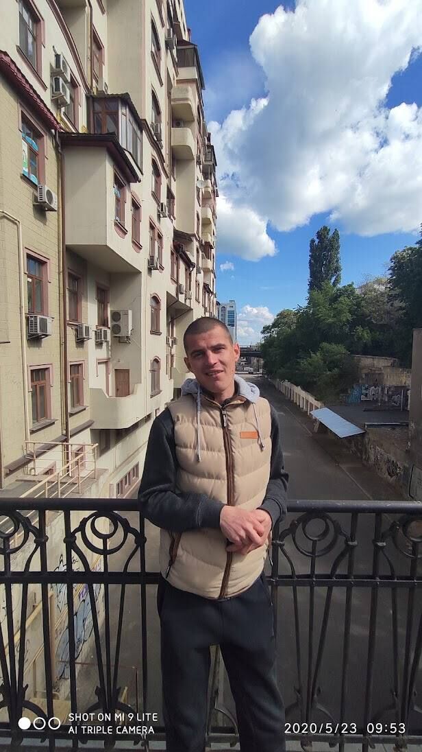  ,   Kostyan, 35 ,   ,   