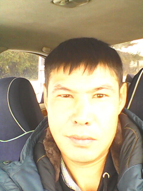  8906054  ZAKIR, 42 ,    