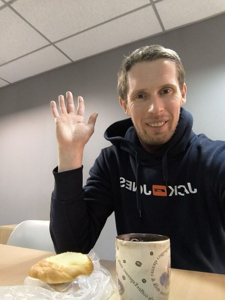  ,   Andrej, 36 ,     , c 