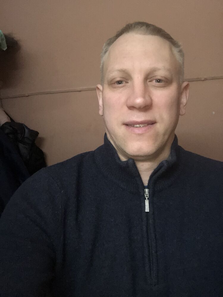  33884144  , 49 ,    