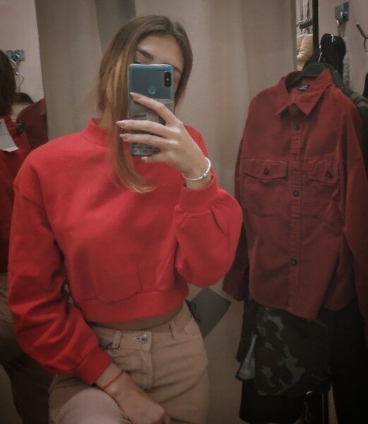  ,   Elli, 24 ,   ,   , c 