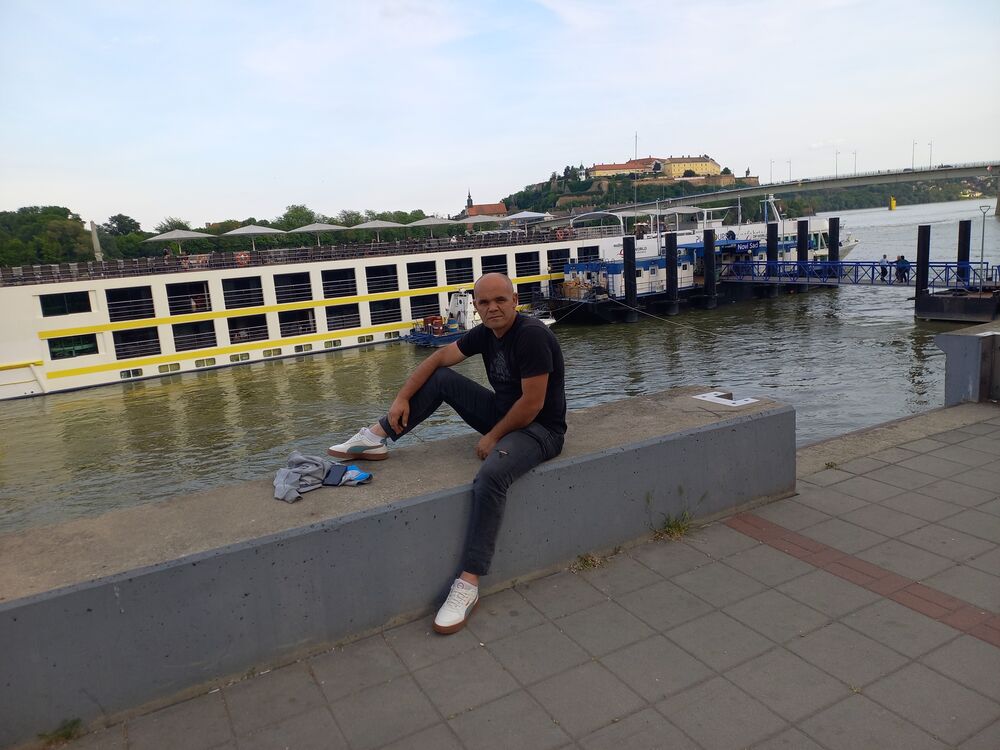  ,   Radislav, 45 ,   ,   