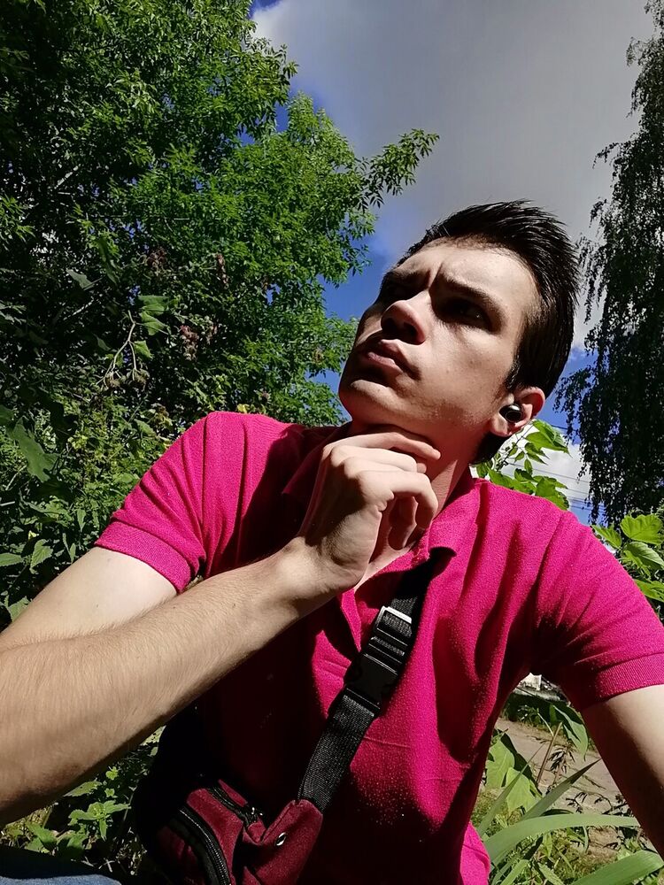   ,   Alexander, 31 ,   ,   , c , 