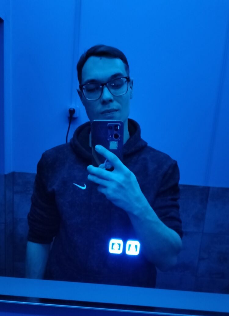  48142724  , 27 ,    -