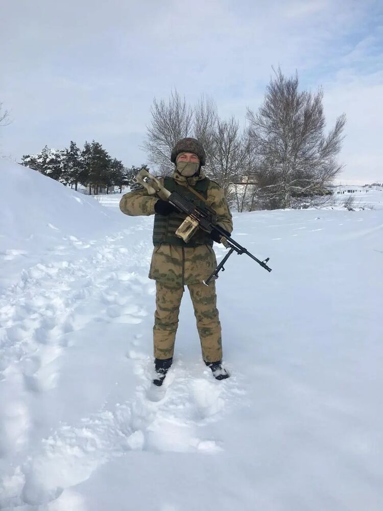  --,   Alexey, 24 ,   ,   