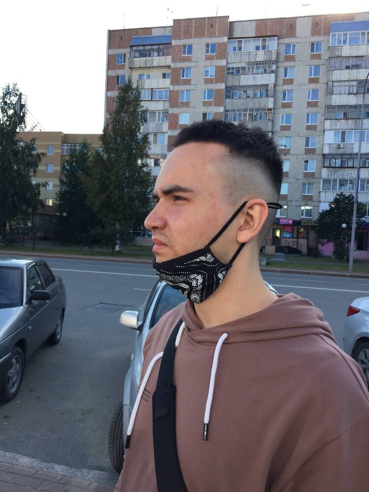  28144724  , 22 ,    