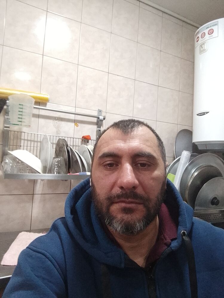  41880484   , 47 ,     
