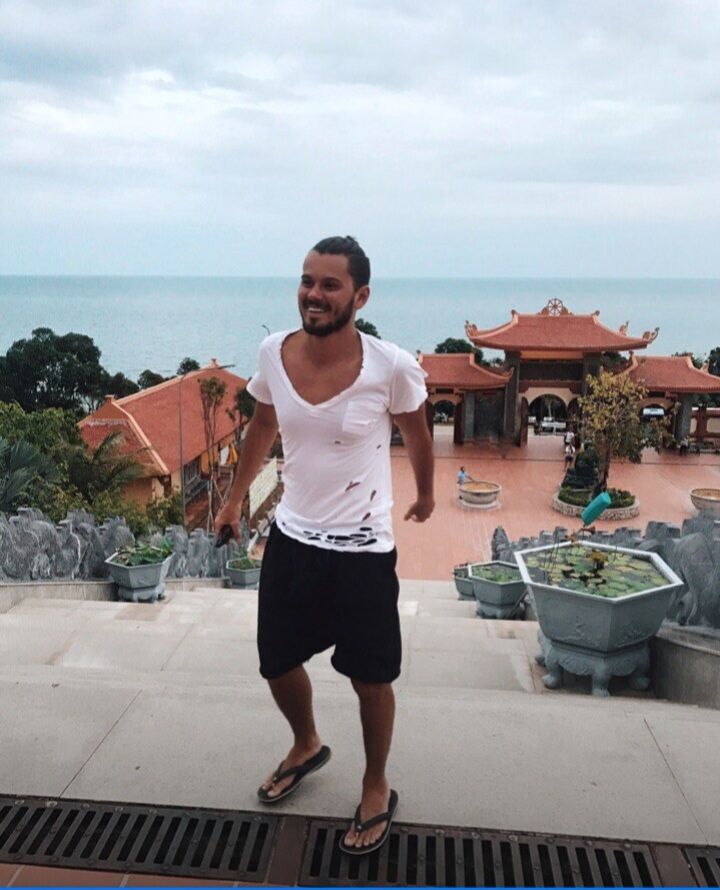  27053554  Jeff, 33 ,    