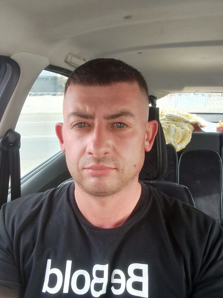  53385924  , 35 ,    