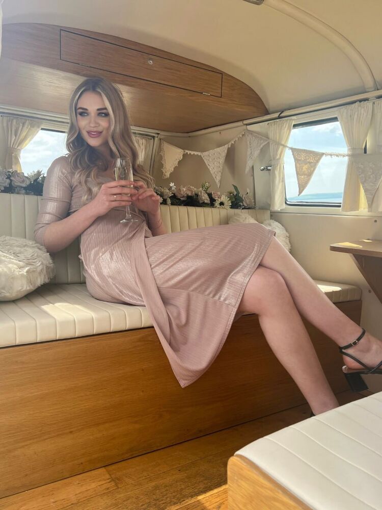  36938164  , 22 ,    -