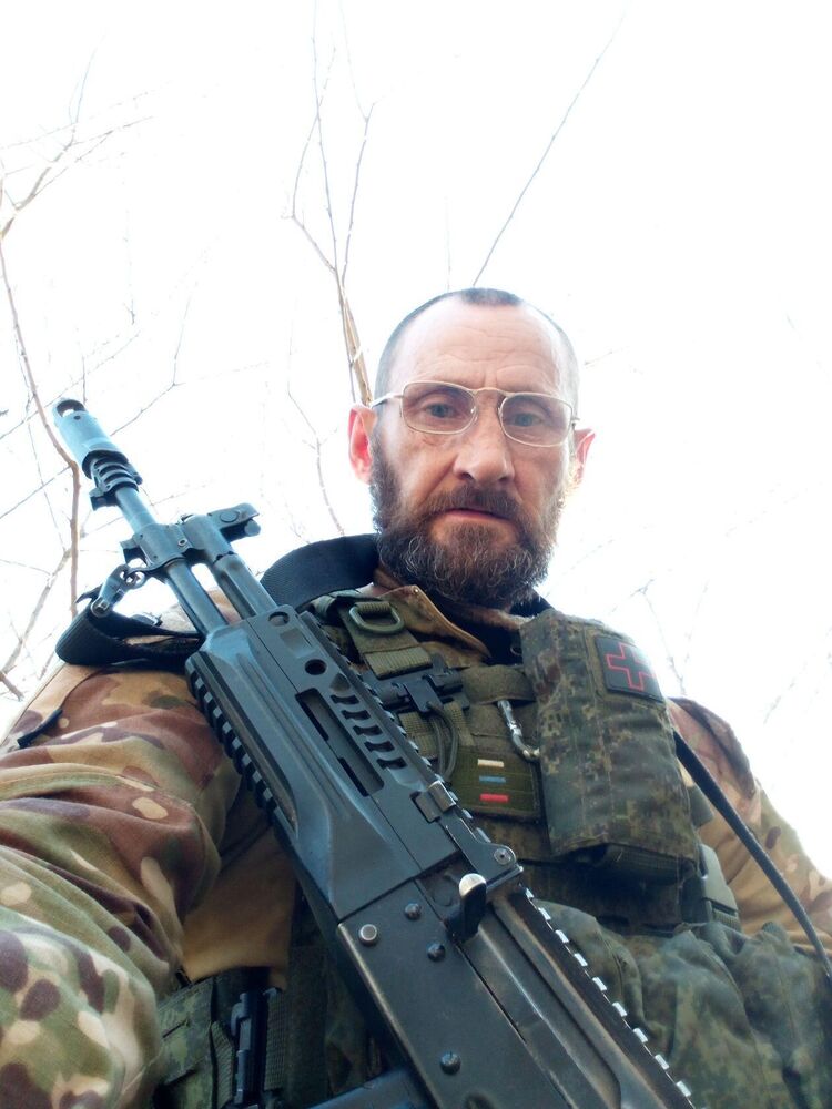  40670974  , 48 ,    --