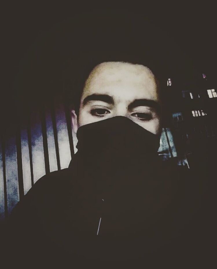  20563534  Sorin, 24 ,    