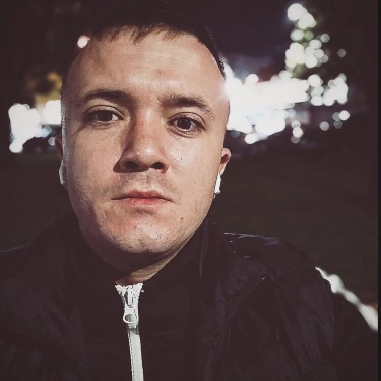  ,   Andrei, 25 ,   ,   