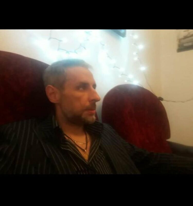  Warszawa,   Nikolas, 46 ,   ,   