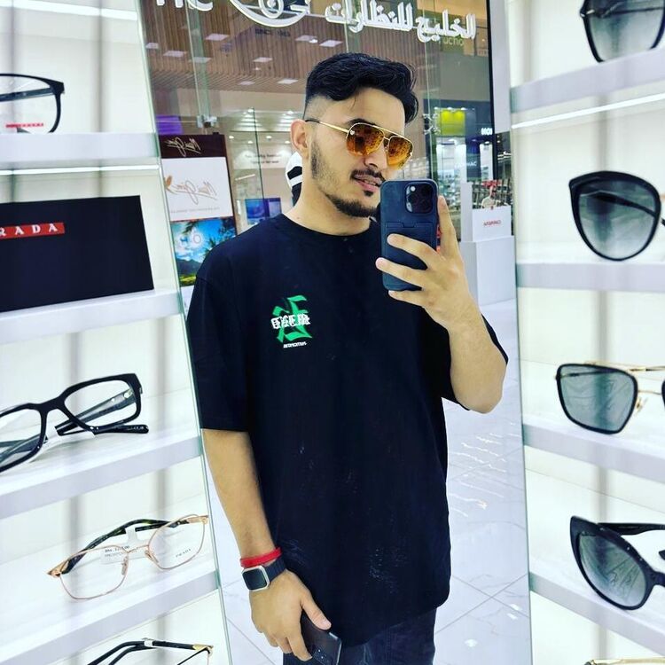  -,   Habib, 26 ,   ,   