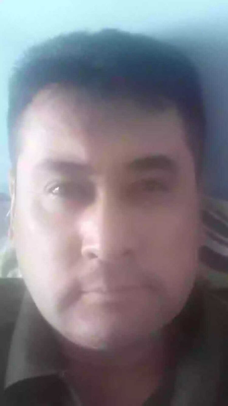  28347514  , 40 ,    
