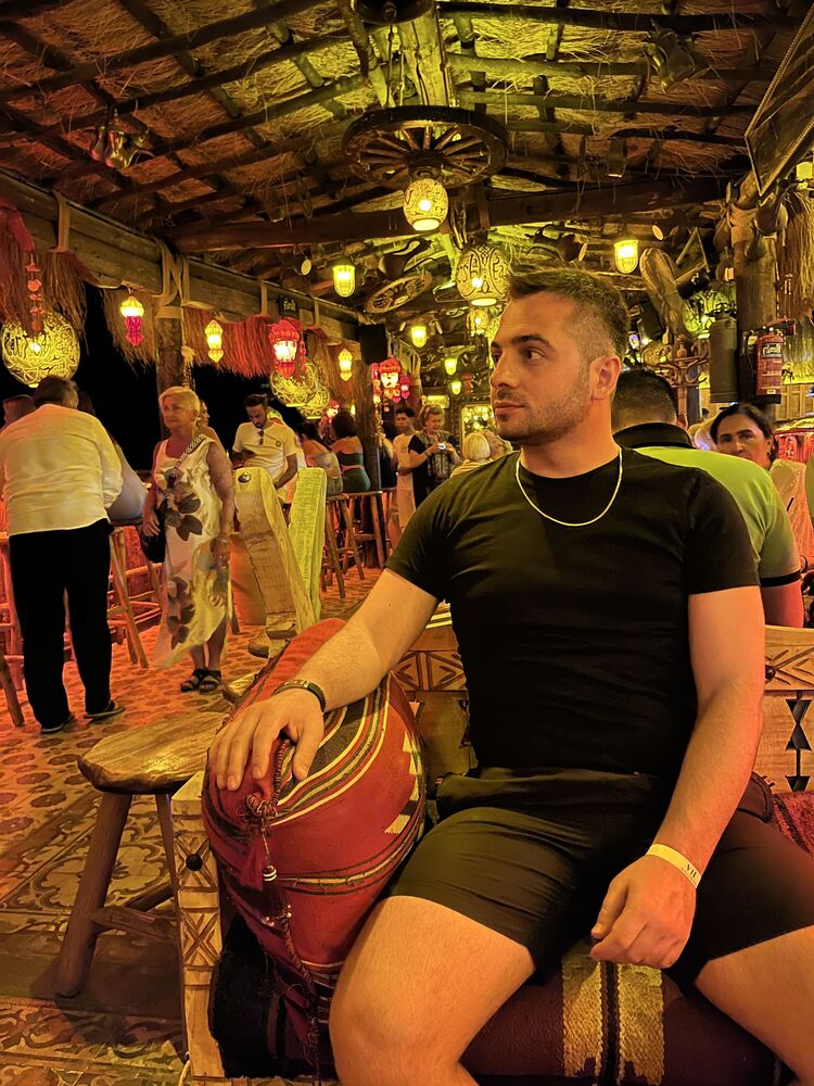  ,   Mustafa, 33 ,  